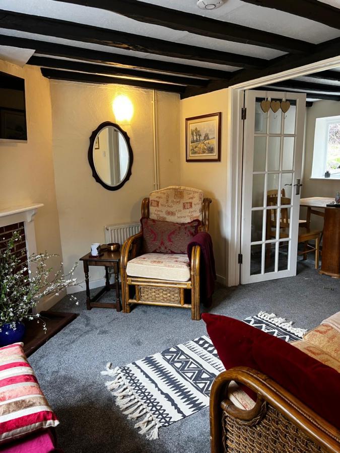 4 St Richard'S Cottages Fittleworth Buitenkant foto