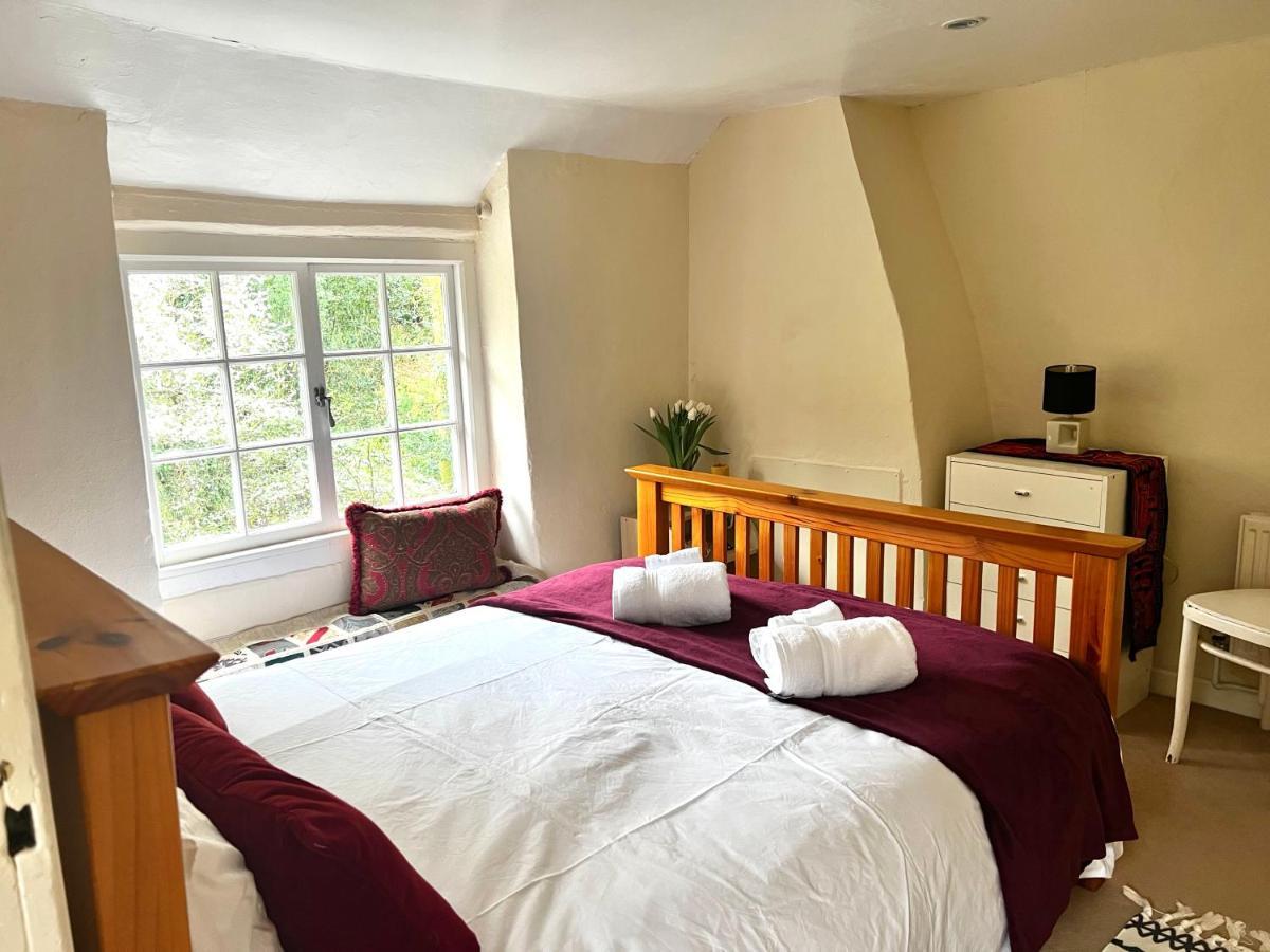 4 St Richard'S Cottages Fittleworth Buitenkant foto